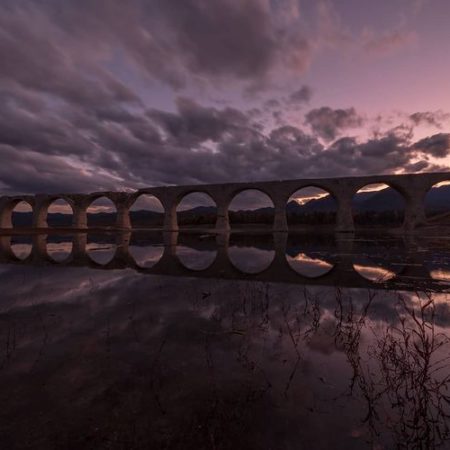 上士幌町の幻想的なタウシュベツ川橋梁