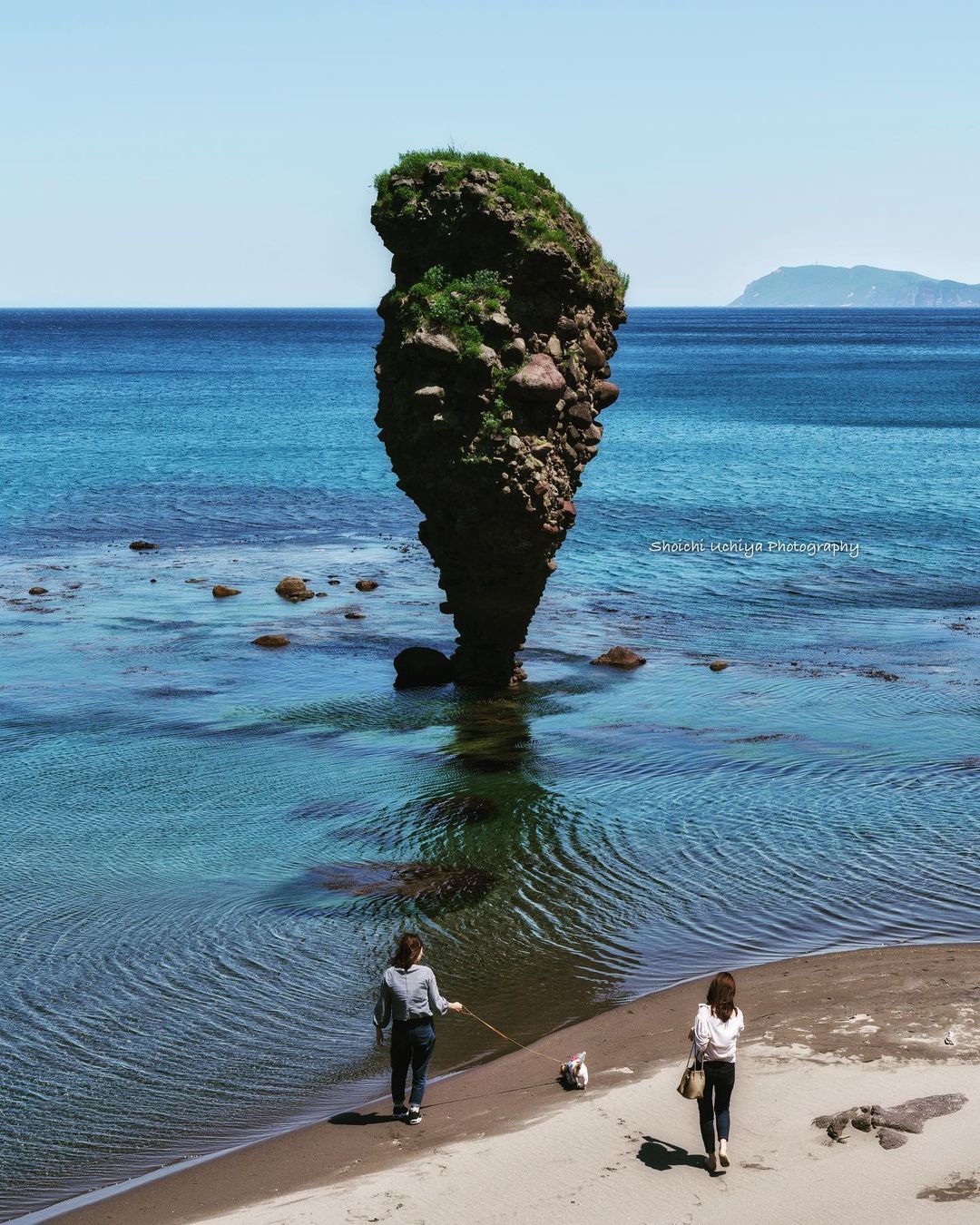 Ebisu Rock and Blue Sea (Yoichi)