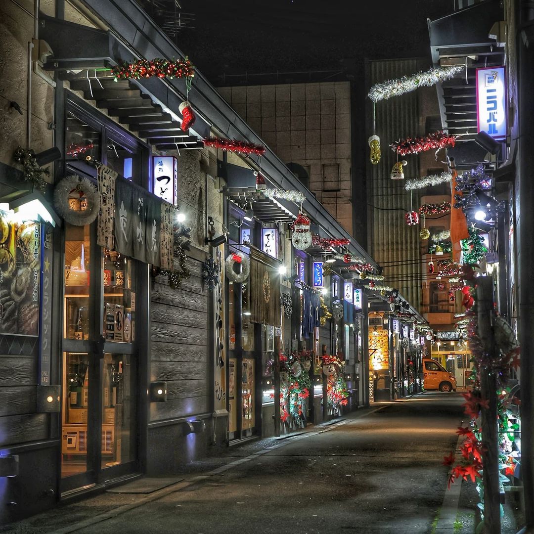 A street food village with a nostalgic atmosphere (Obihiro)